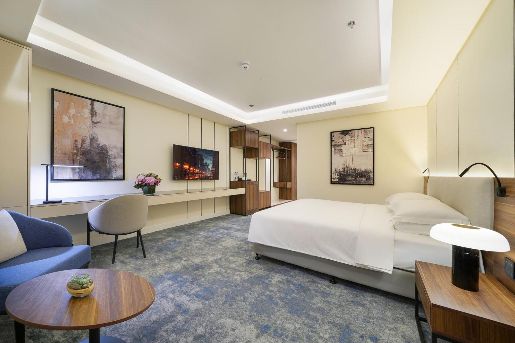 Nova M Hotel, Edge By Rotana Riade Exterior foto