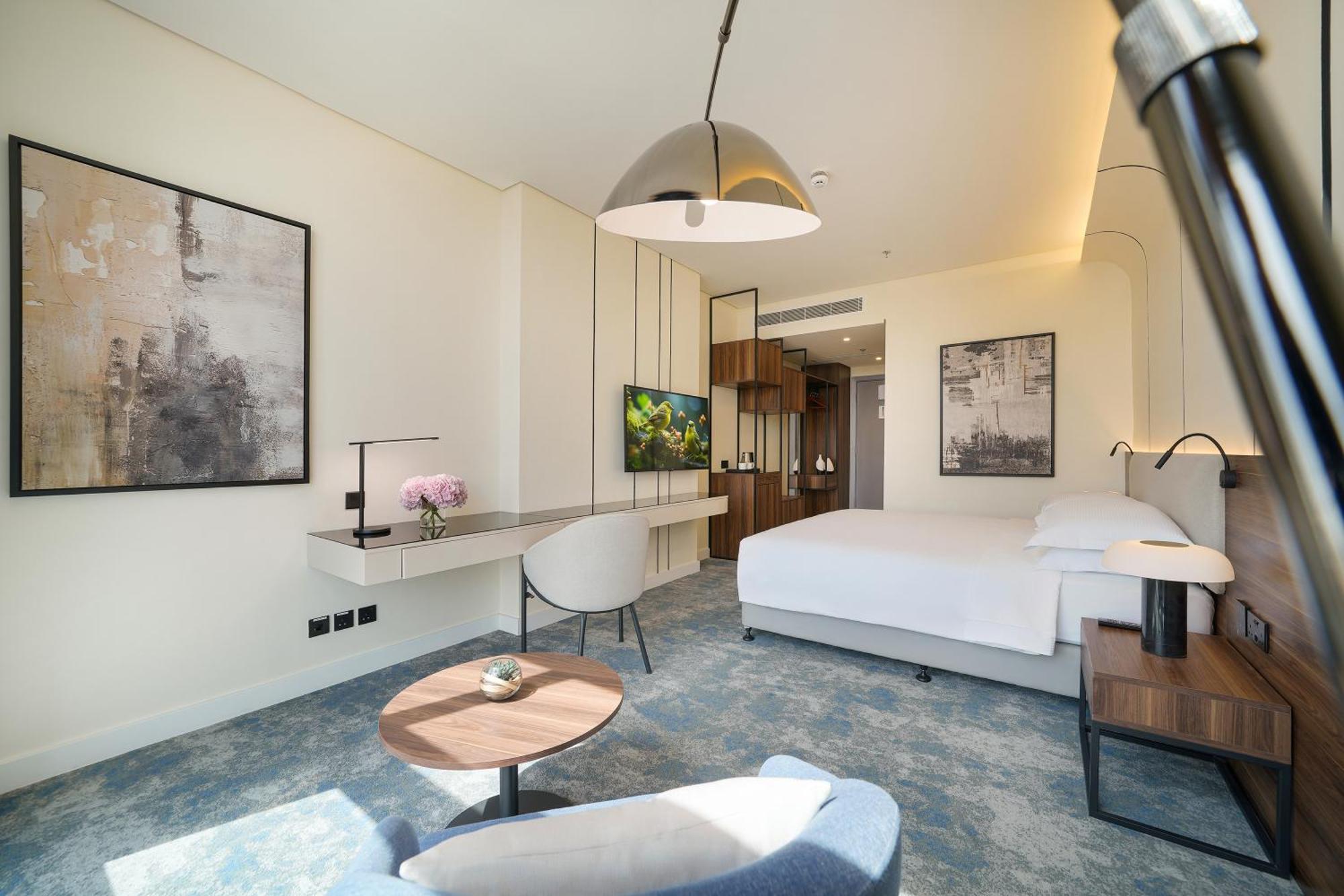 Nova M Hotel, Edge By Rotana Riade Exterior foto